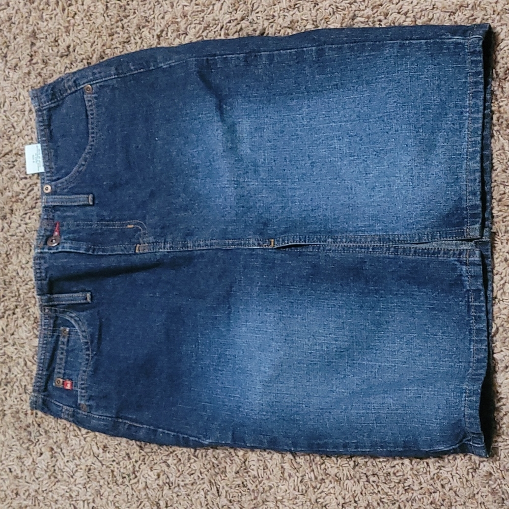 L.E.I Juniors Jean skirt size 5